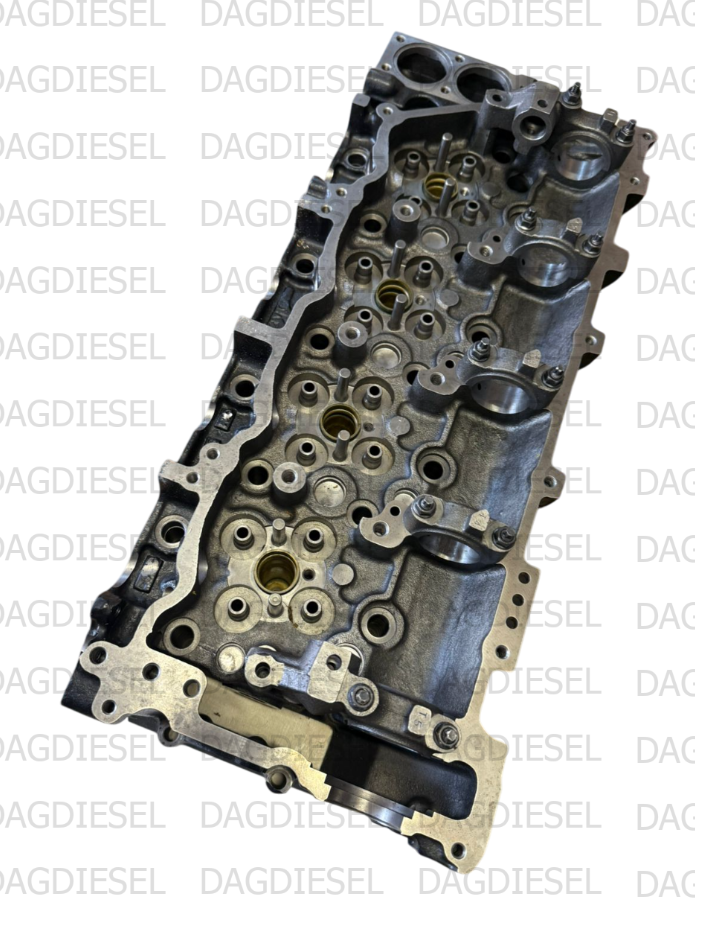 Головка блока цилиндров ДВС JCB 02/802044, 333/C8076, 8980083638,  8981706171 ГБЦ ISUZU 4HK1
